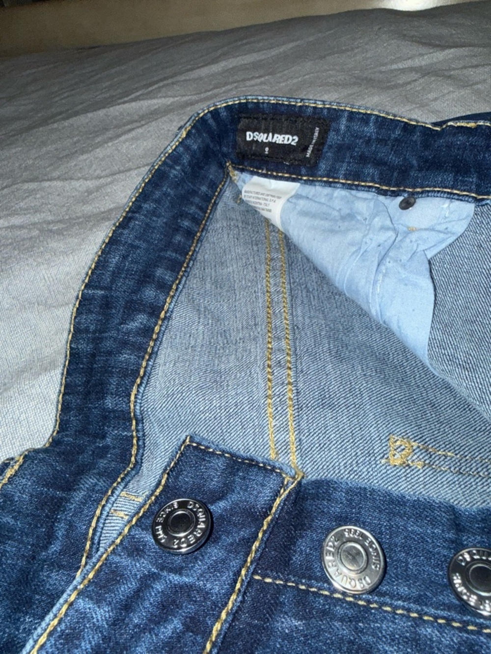 DSQUARED2 Men's Blue Denim Jeans with Contrast Stitching